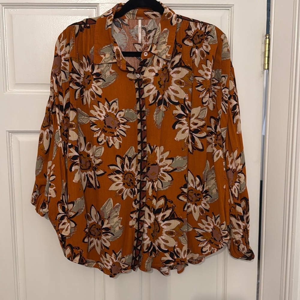 Free People sunflower shirt size small button up